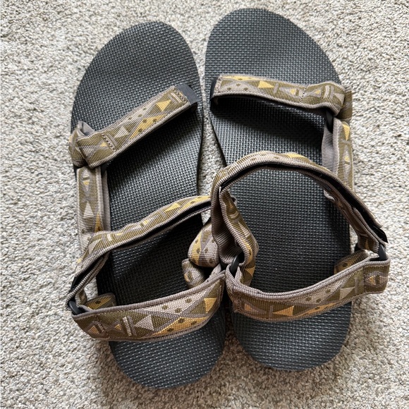 NWOB Teva Men’s Original Universal Sandal in Topanga Olive Size 13 US Shoe - Picture 12 of 14